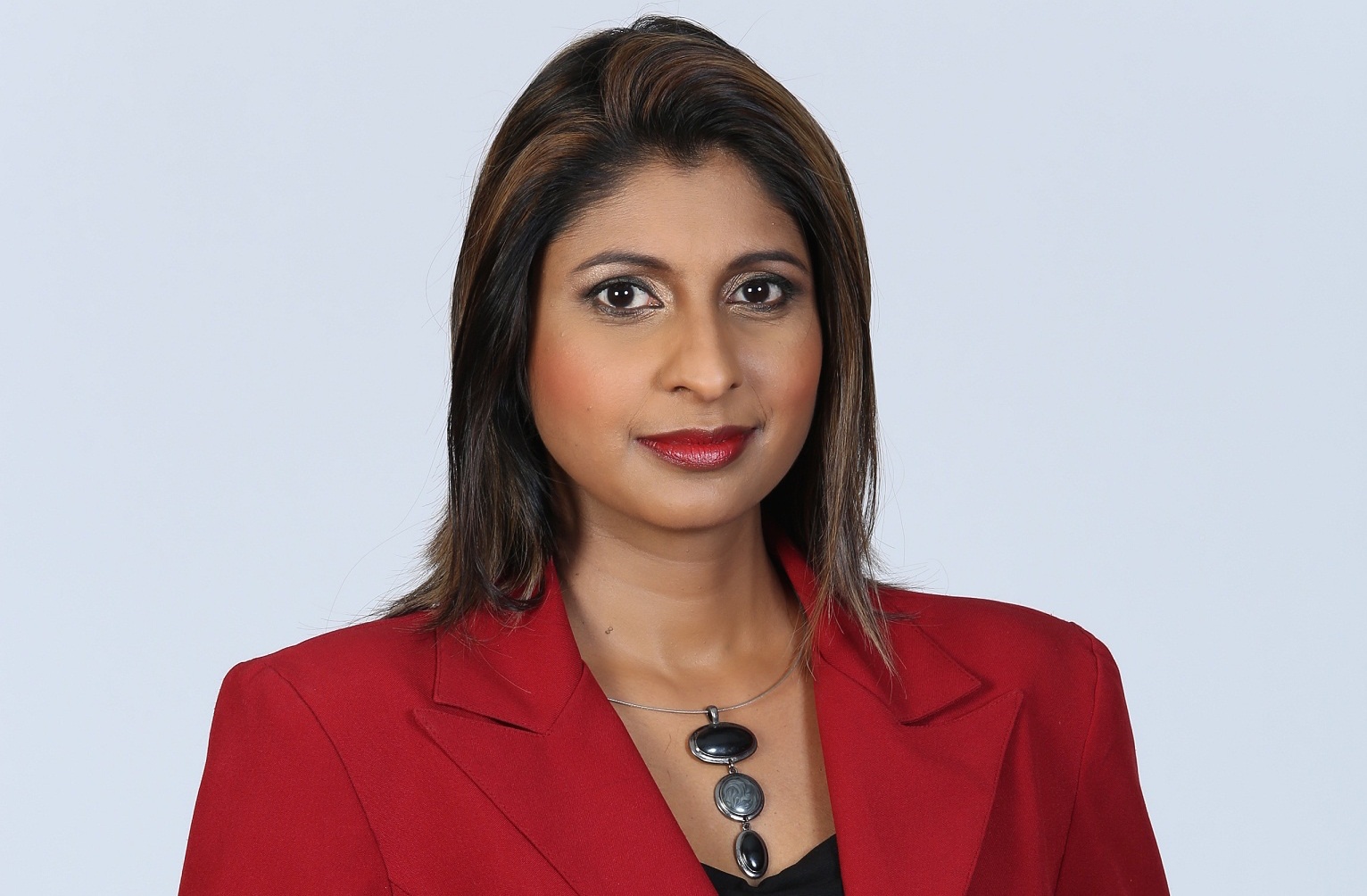 Enca News Presenters Names : TV with Thinus: Siki Mgabadeli's new weekday business show ... : The presenter has since left enca.